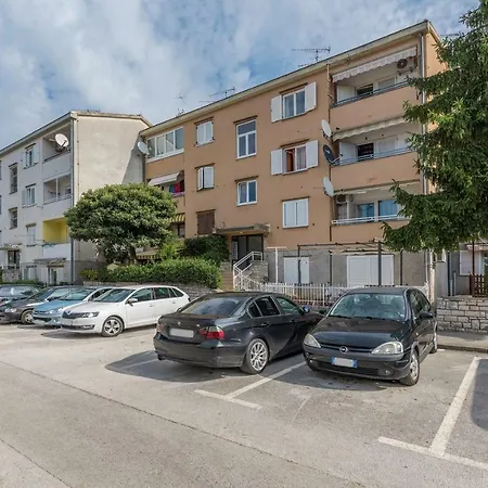 Daire Ana Brulo Near The Beach Poreč