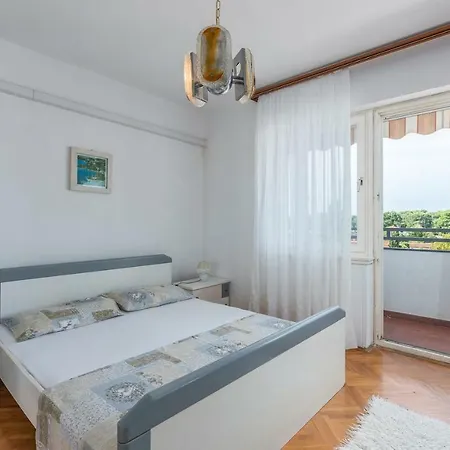 Ana Brulo Near The Beach Apartament Poreč